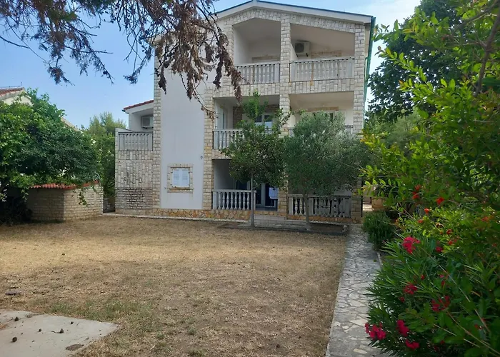 Put Kandelica 86 Privlaka (Zadar)