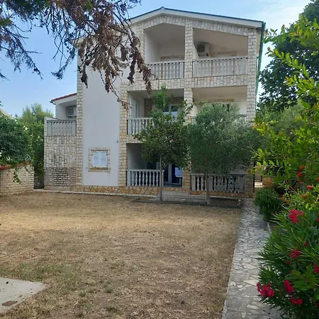 Put Kandelica 86 Privlaka (Zadar)