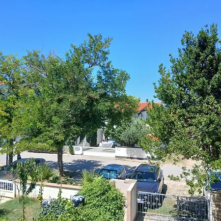 Διαμέρισμα Put Kandelica 86