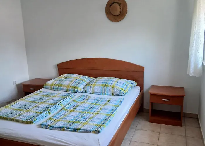 Put Kandelica 86 Privlaka (Zadar)